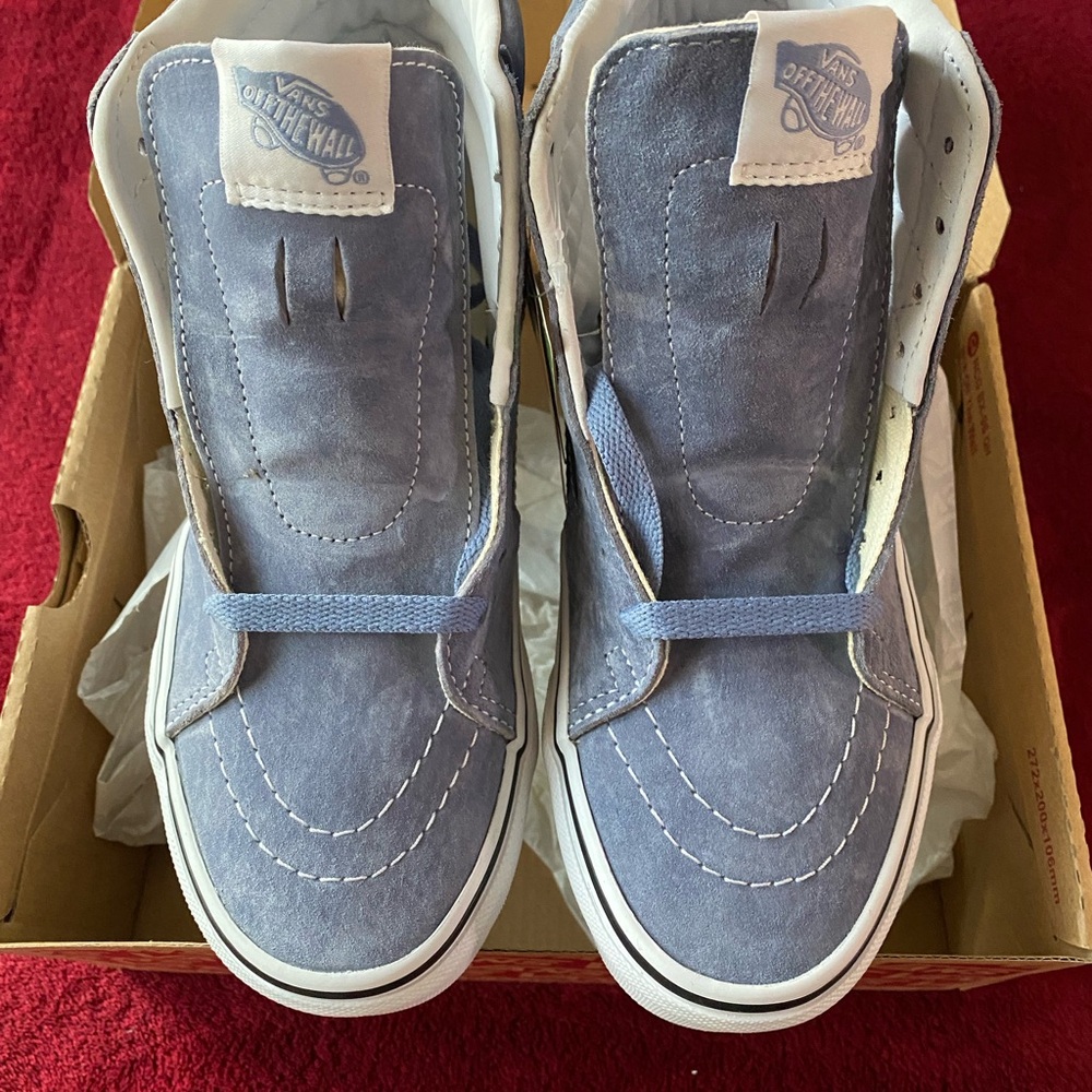 Vans - Picture 7 of 10